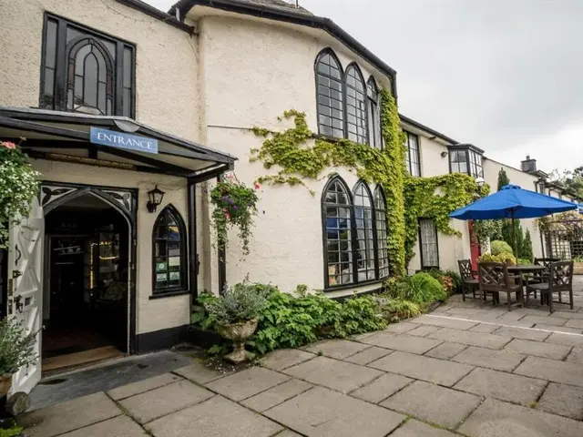 Lifton Hall Hotel