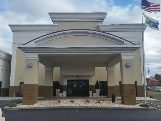 Holiday Inn Express Edgewood-Aberdeen-Bel Air