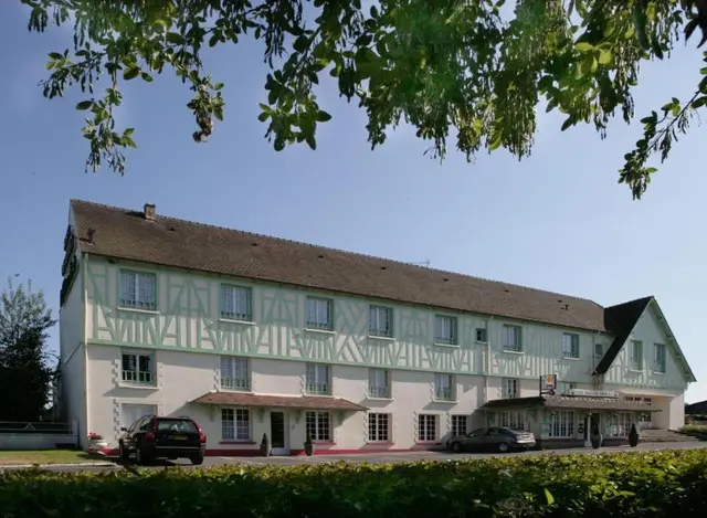 Logis Hotel le Faisan Dore