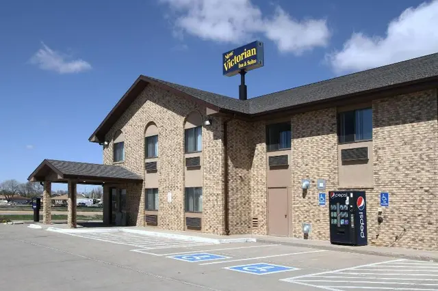 New Victorian Inn & Suites
