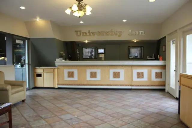 University Inn & Suites