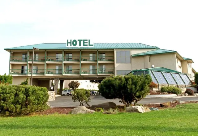 Cedars Inn