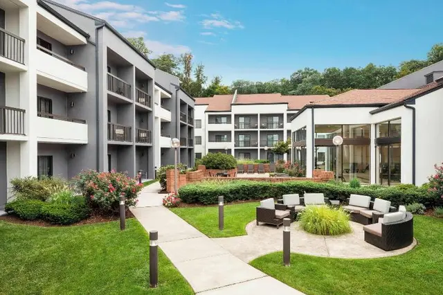 Courtyard Tarrytown Westchester County