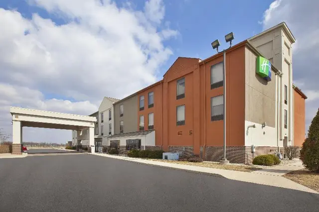 Holiday Inn Express Tiffin