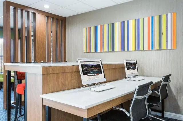 Holiday Inn Express Plymouth