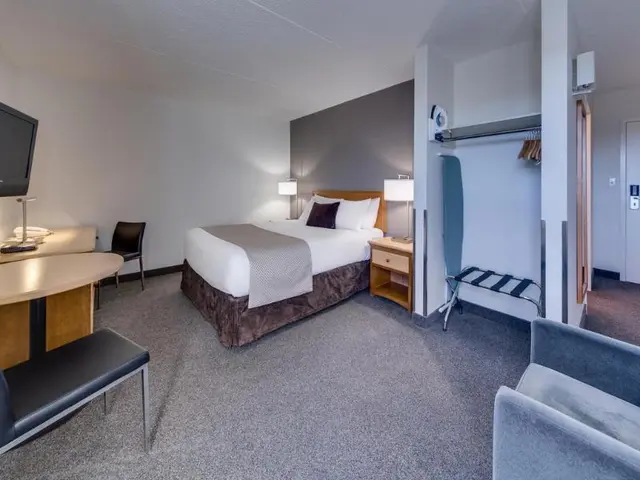 Heritage Inn Hotel & Convention Centre
