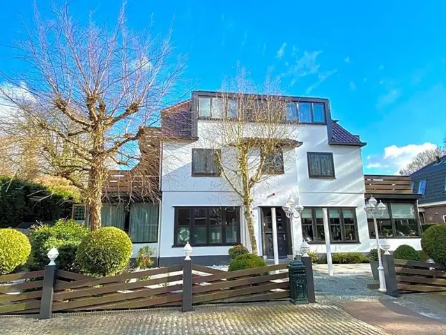 Zee Bergen