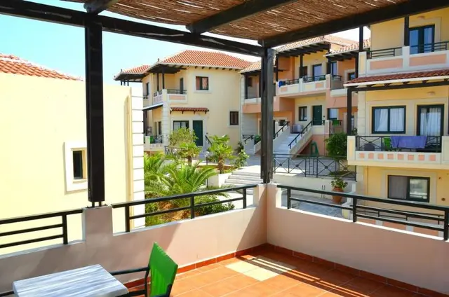 Aloni Suites
