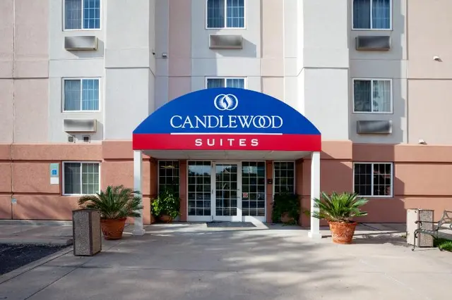 Sonesta Simply Suites Austin The Domain Area