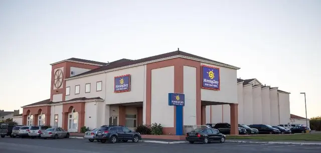 MorningGlory Hotel, Resort & Suites