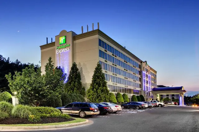 Holiday Inn Express Atlanta - Kennesaw