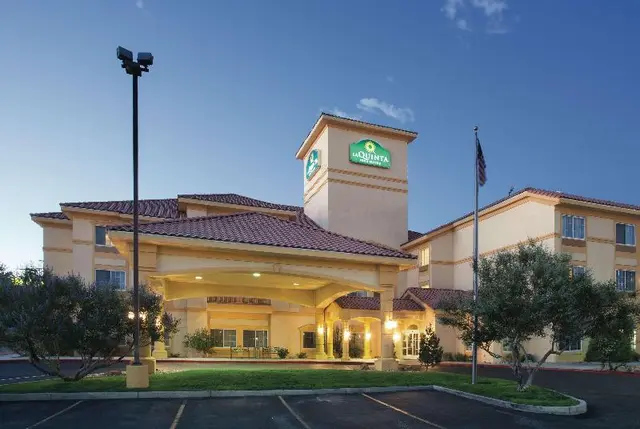 La Quinta Inn & Suites Albuquerque-Midtown/Univers