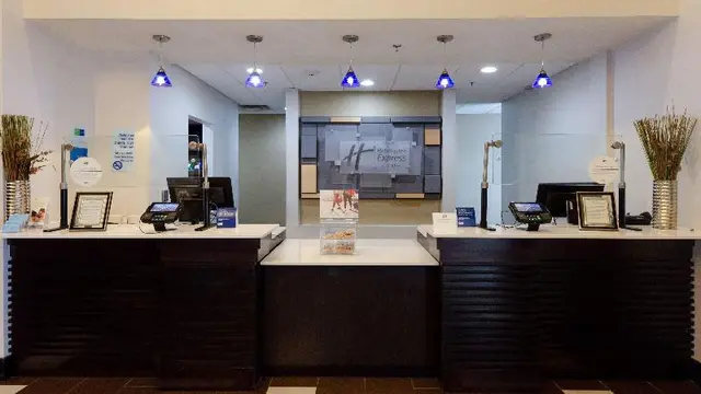 Holiday Inn Express Atlanta Airport West By IHG