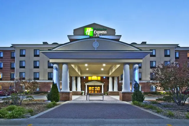 Holiday Inn Express & Suites Anderson By IHG