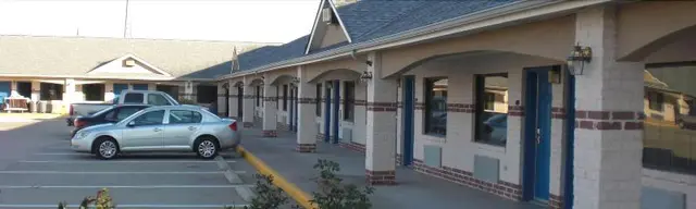 The Executive Inn & Suites