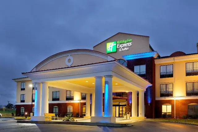 Holiday Inn Express Andalusia