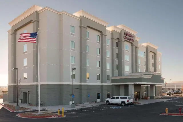 Hampton Inn & Suites Albuquerque