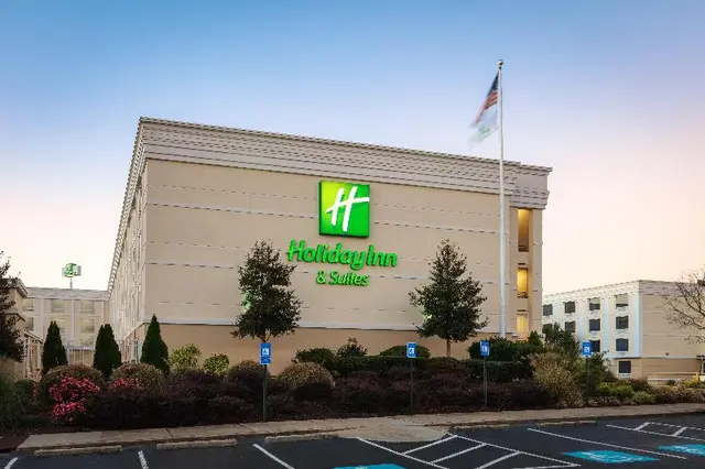 Holiday Inn Hotel & Suites Atlanta Airport North