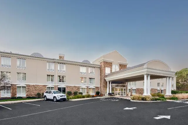 Holiday Inn Express Neptune