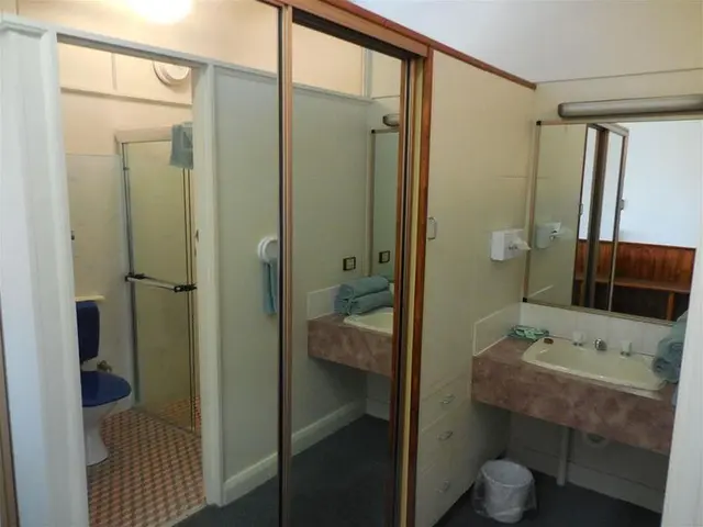 Village Family Motor Inn
