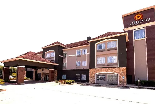 La Quinta Inn & Suites Brookshire