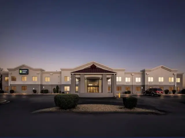 MainStay Suites Decatur River City