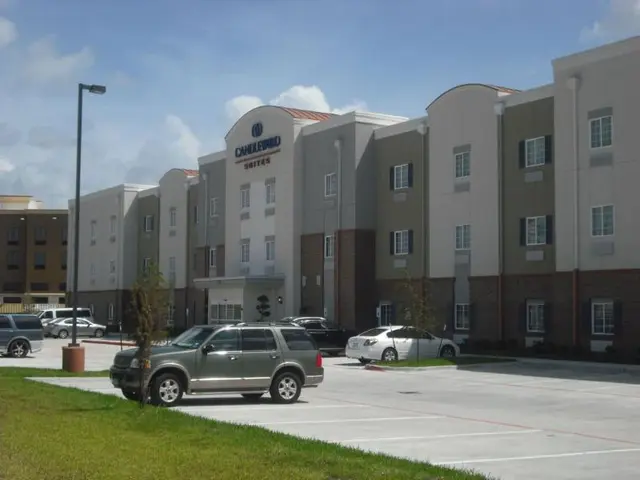 Candlewood Suites League City