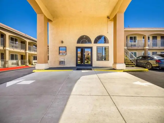 Quality Inn & Suites Victorville - Hesperia