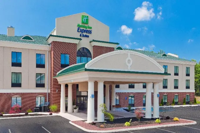 Holiday Inn Express Suites White Haven Poconos IHG
