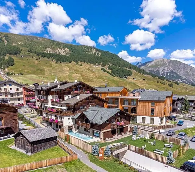 Mont Chalet Nevada Hotel & SPA