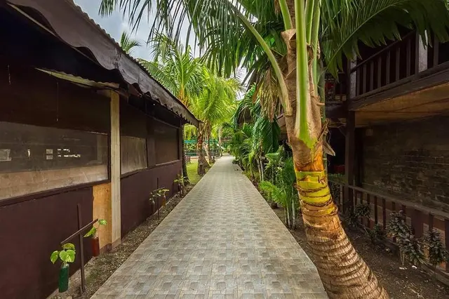 Symphony Palms Beach Resort - Havelock Island