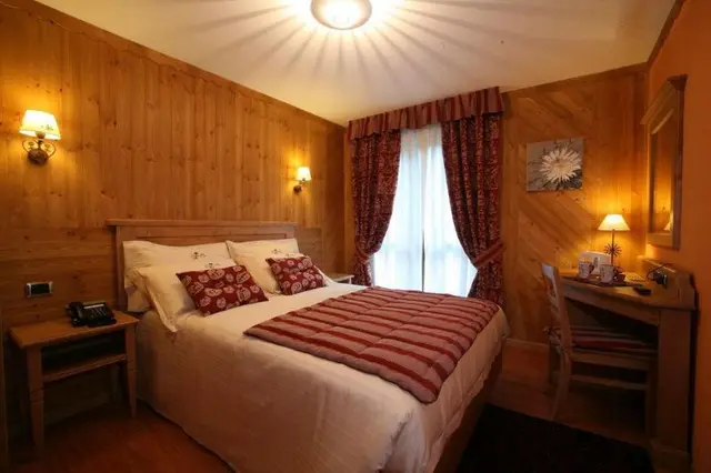 Boton D'Or
