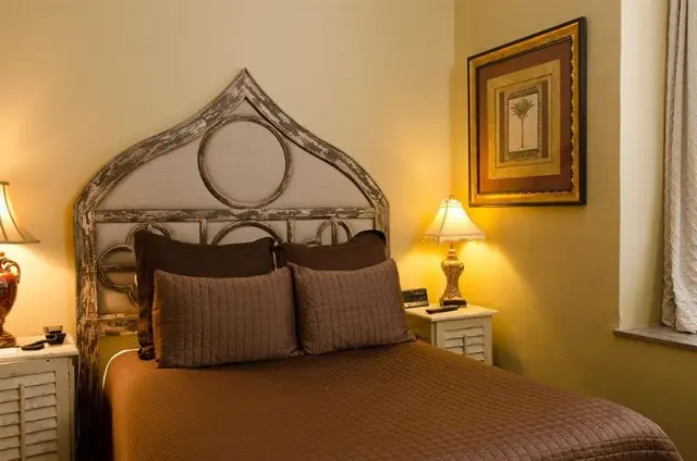 Old Capitol Inn
