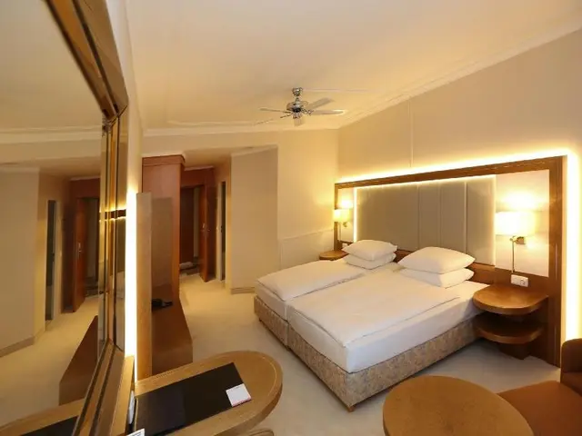 La Strada Grand Hotel