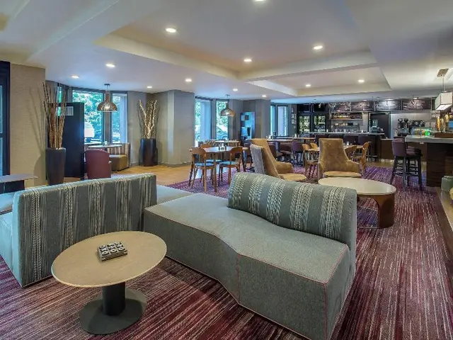 Courtyard By Marriott Knoxville Cedar Bluff