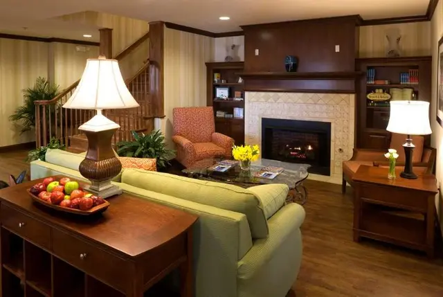 Country Inn&Suites Knoxville At Cedar Bluff Tn