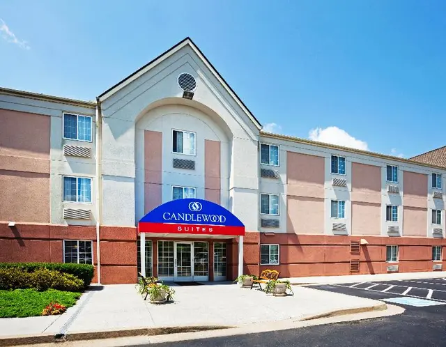 Sonesta Simply Suites Knoxville