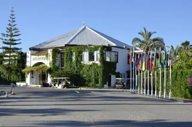 Emelda Sun Club