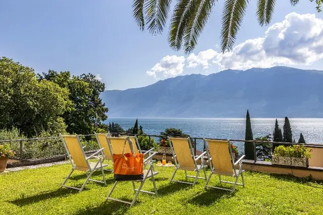 Meandro Lake view Hotel