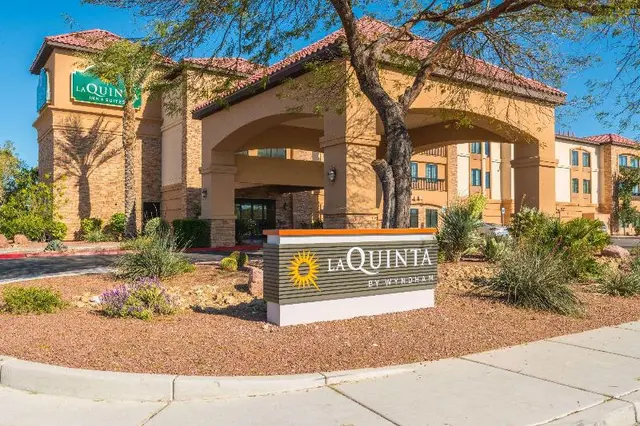 La Quinta Inn & Suites Las Vegas Airport South