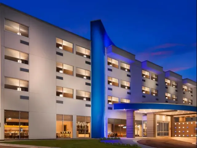 Holiday Inn Express Lexington Horse Park Area