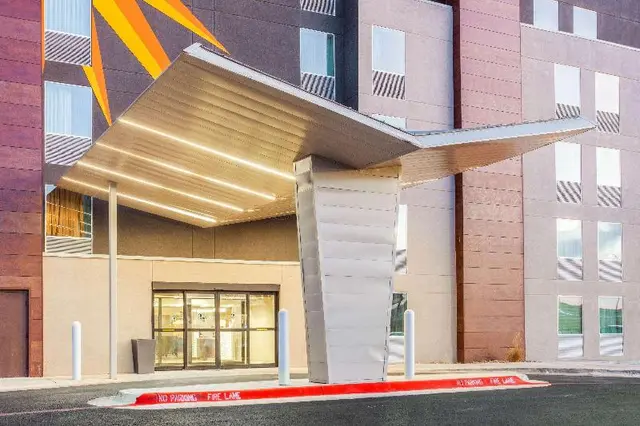 La Quinta Inn & Suites Lubbock West Medical Center
