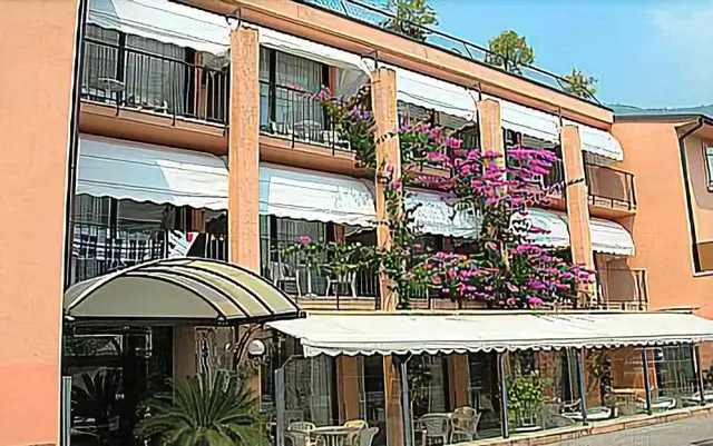 Lido Gargnano