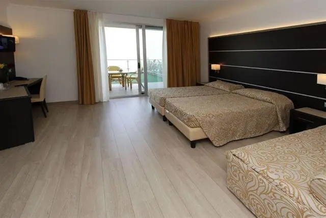 Hotel Bazzanega
