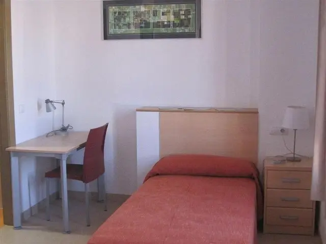 Albergue Inturjoven Almería - Hostel