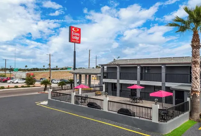 Econo Lodge Inn & Suites Laredo - Nuevo Laredo