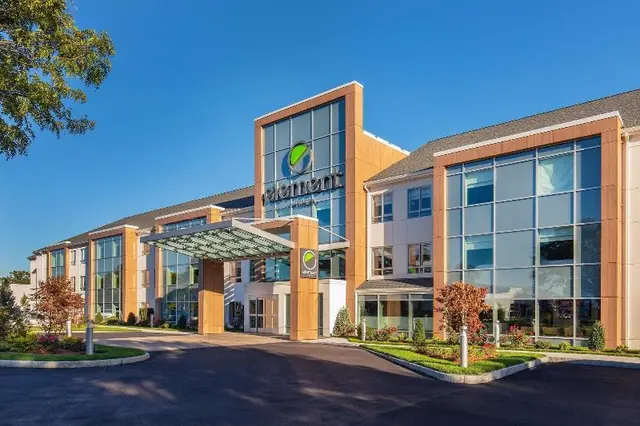 Hawthorn Suites by Wyndham Lowell