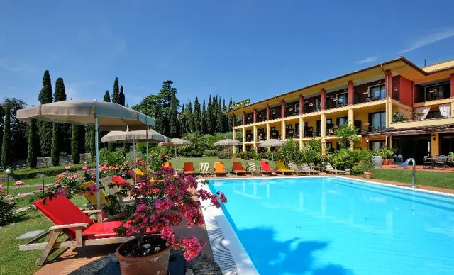 Villa Madrina Lovely and Dynamic Hotel