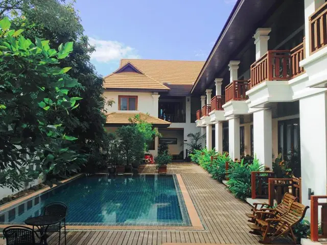 Athena Hotel