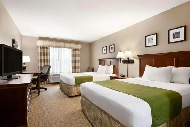 Country Inn & Suites Madison WI